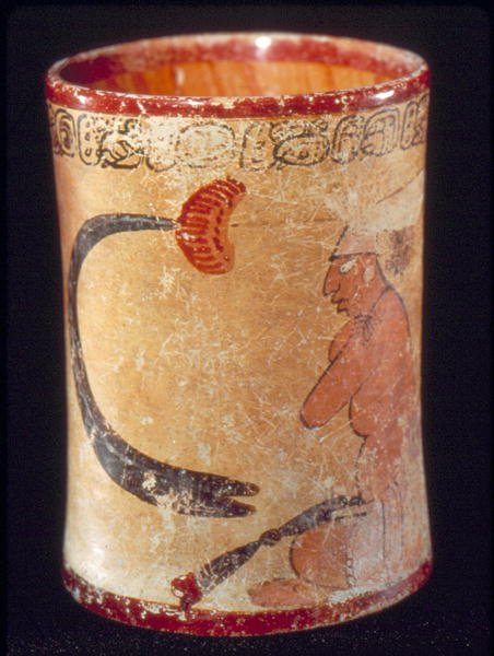 Vaso cilindrico con glifi che descrivono un re da Mayan