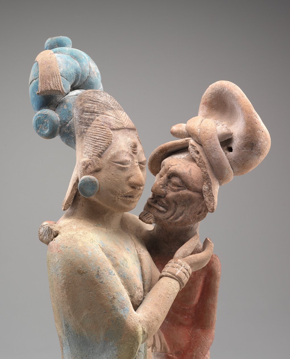 Coppia che si abbraccia da Mayan