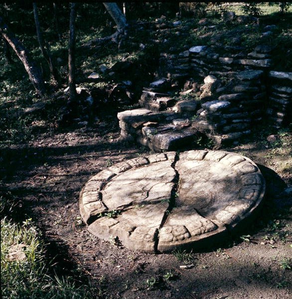 Marcatore nel Campo da Gioco della Palla, Periodo Classico Tardo (600-900 d.C.) da Mayan Mayan