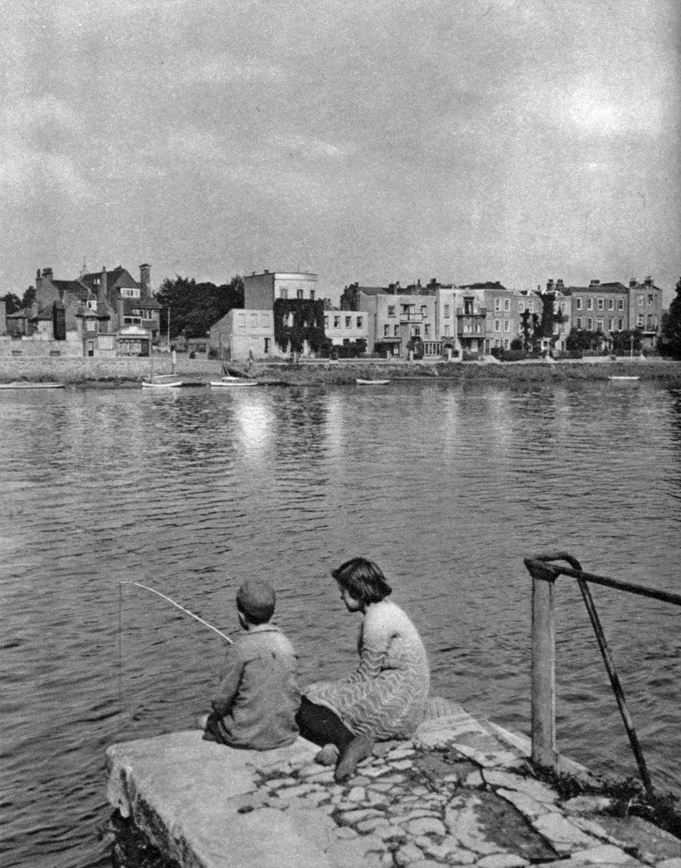 Strand-on-the-Green, Chiswick, Londra, 1926-1927 da McLeish