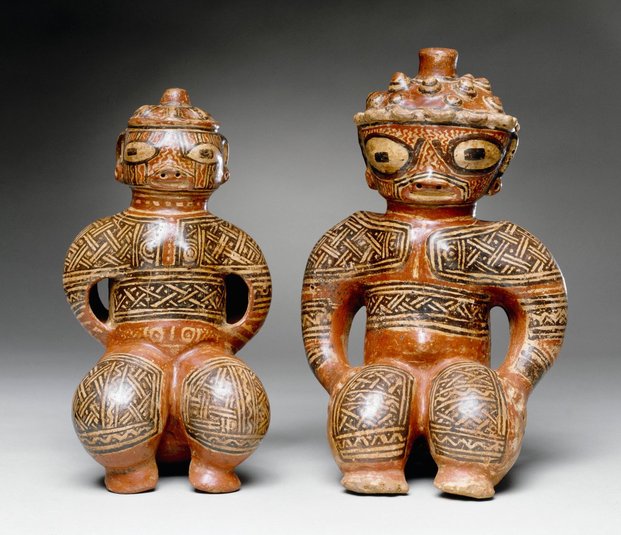 Due figure sedute, Nosara, Nicoya, 800-1100 da Mesoamerican
