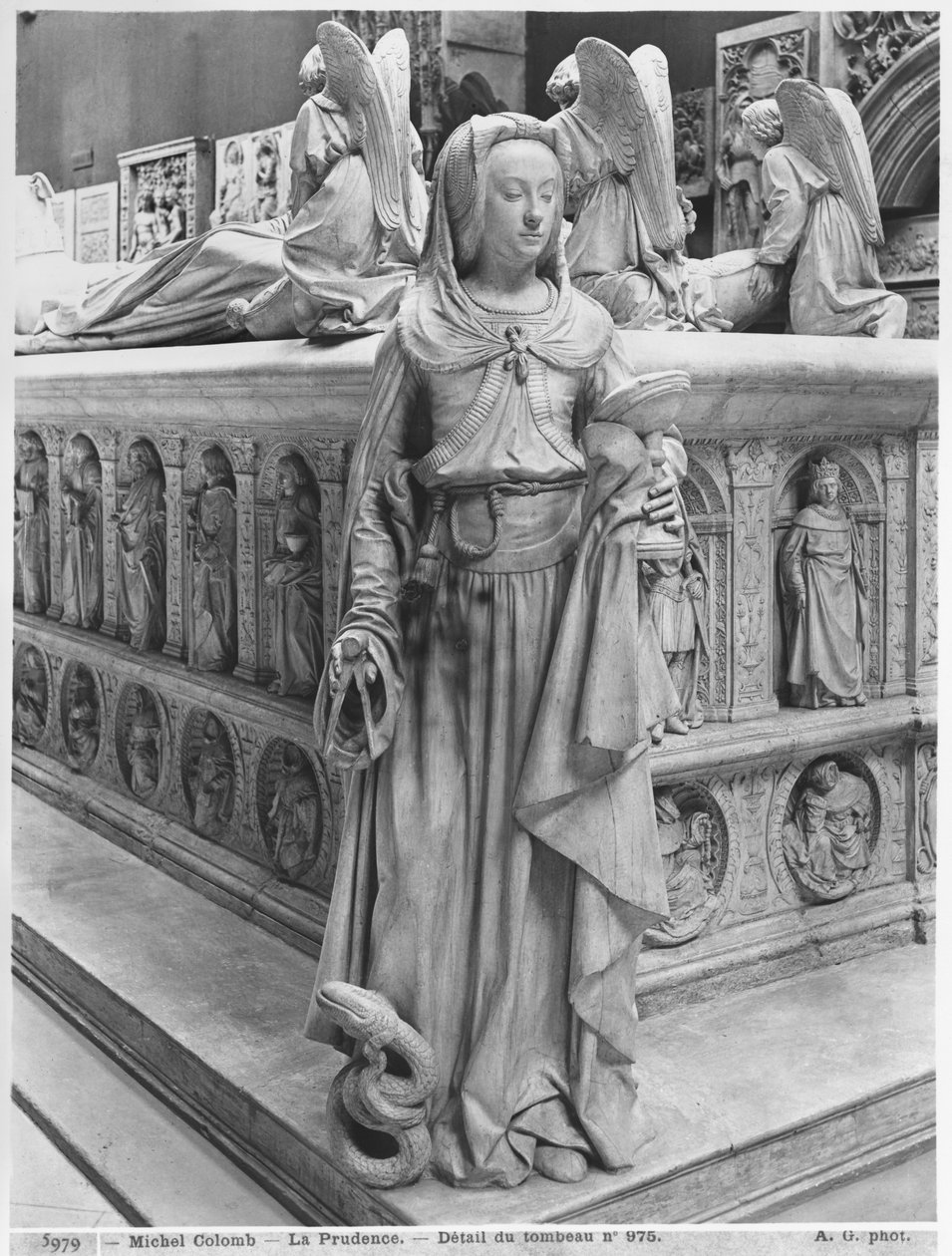 Cattedrale di San Pietro e San Paolo di Nantes, Tomba di Francesco II, Duca di Bretagna e Margherita di Foix, dettaglio di Prudenza, 1502-07 da Michel Colombe