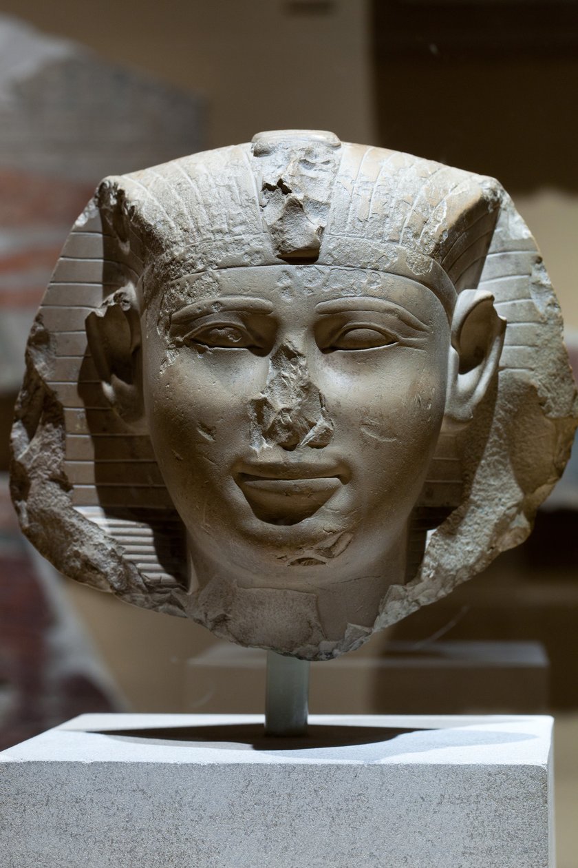 Testa di un re, possibilmente Seankhkare Mentuhotep III da Middle Kingdom Egyptian
