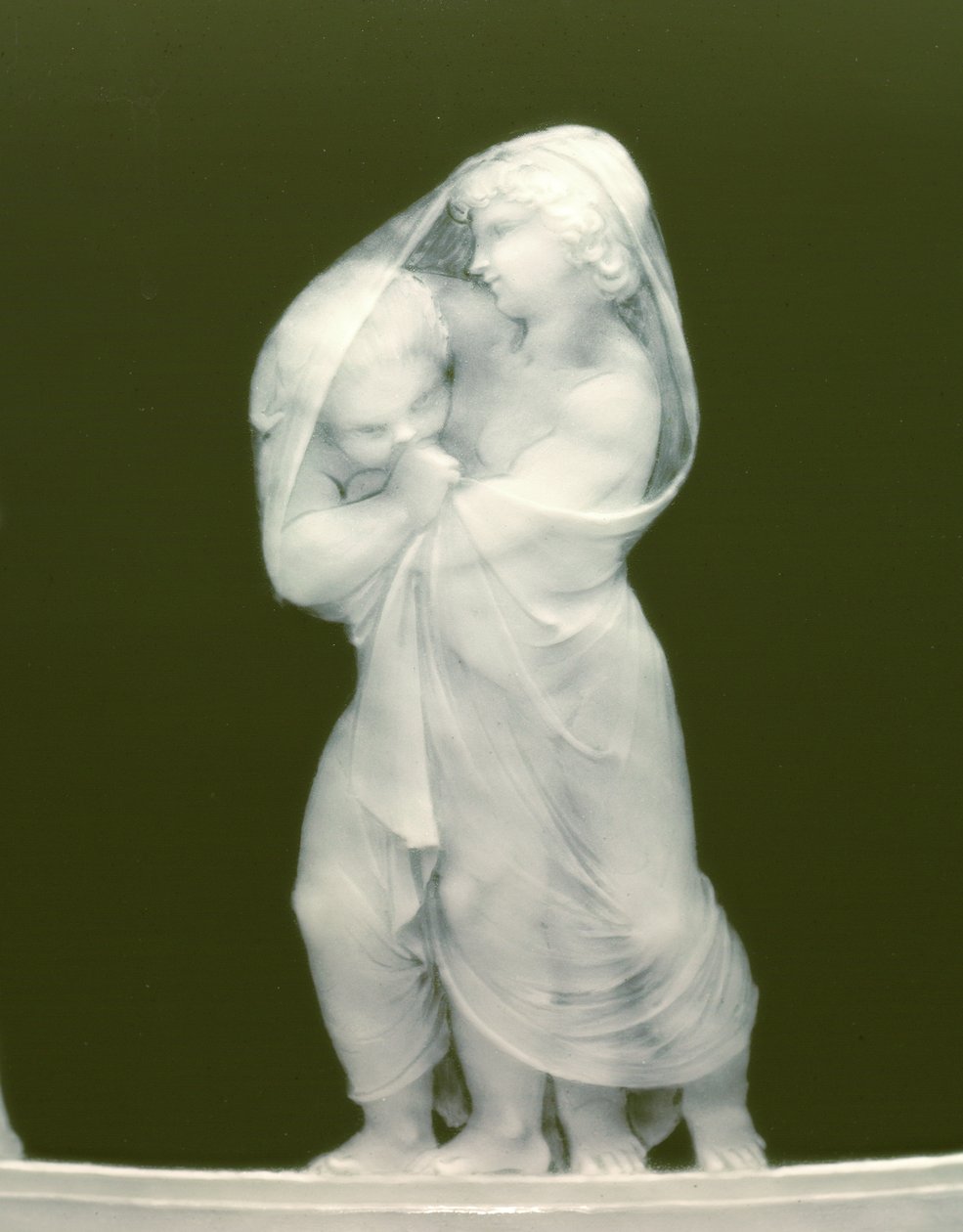 Dettaglio di una coppia di vasi, "Les alteres y les frileux", 1879 da Mintons Ltd