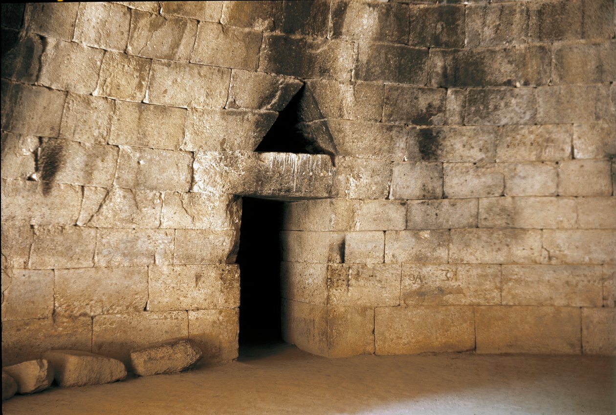 Sito di Micene: ingresso alla tomba di Agamennone chiamata Tesoro di Atreo da Mycenaean