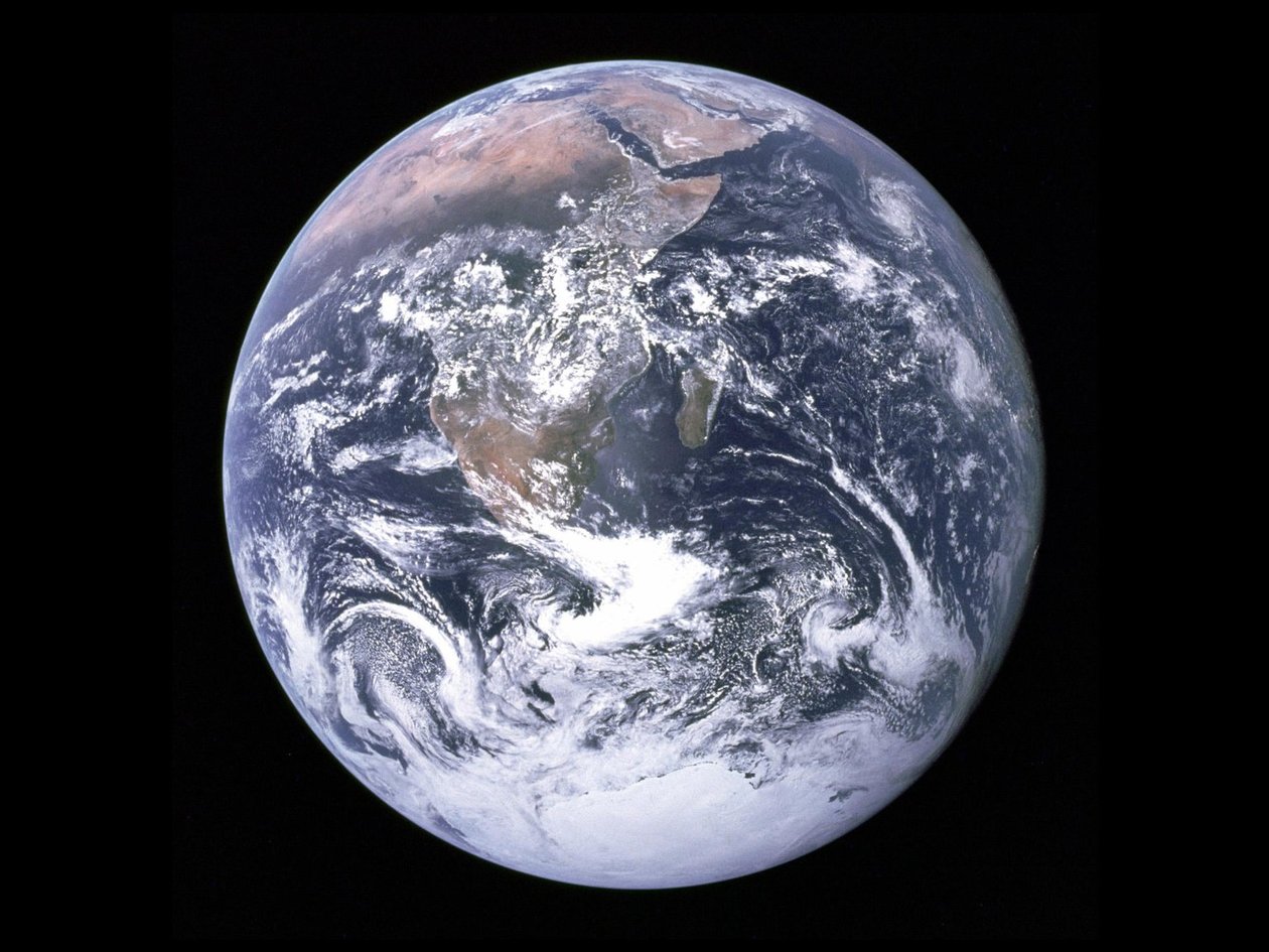 La biglia blu - La Terra vista dallo spazio da NASA Images