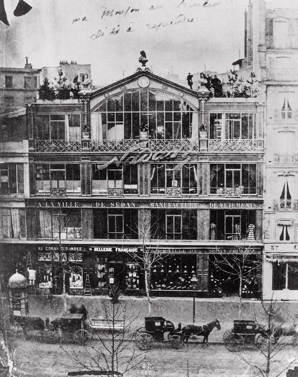 Studio di Nadar al 35 Boulevard des Capucines, Parigi, c.1855 da Nadar