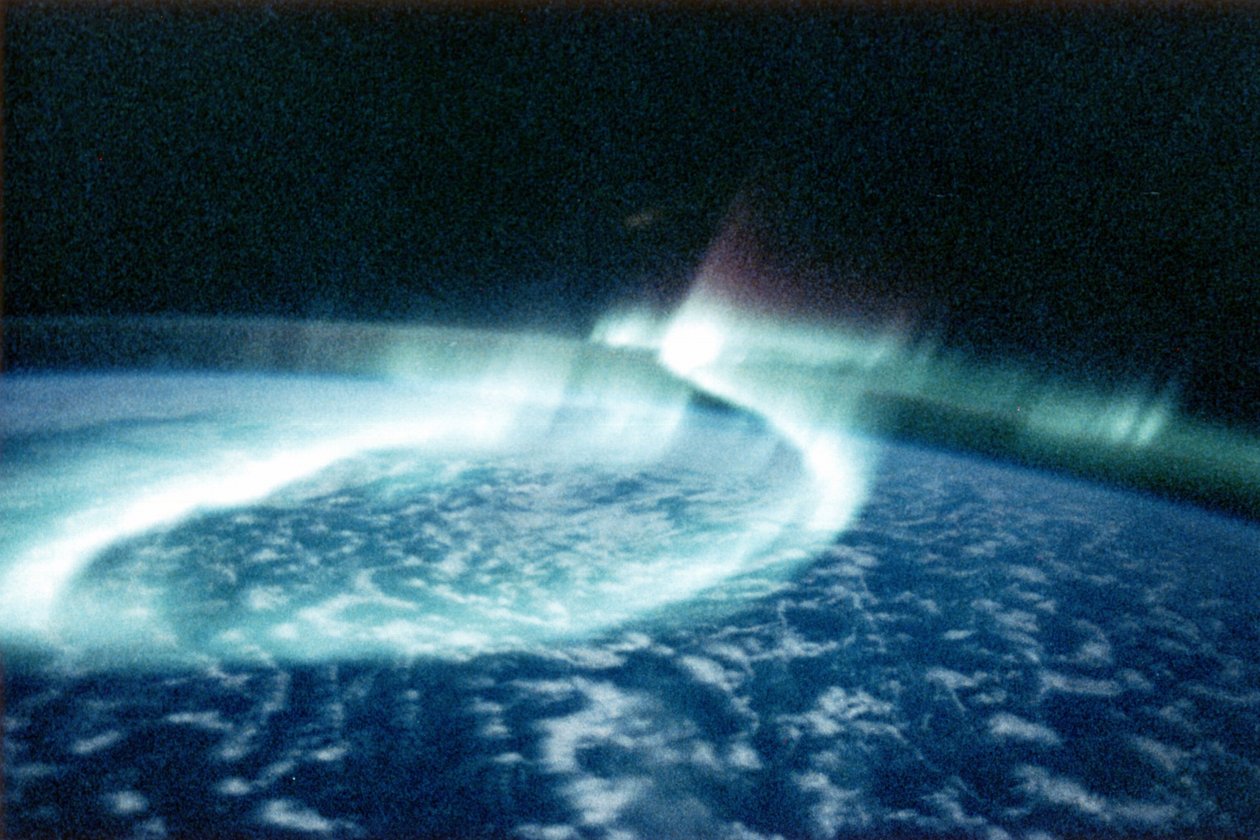 Aurora Boreale vista dallo spazio da National Aeronautics and Space Administration National Aeronautics and Space Administration