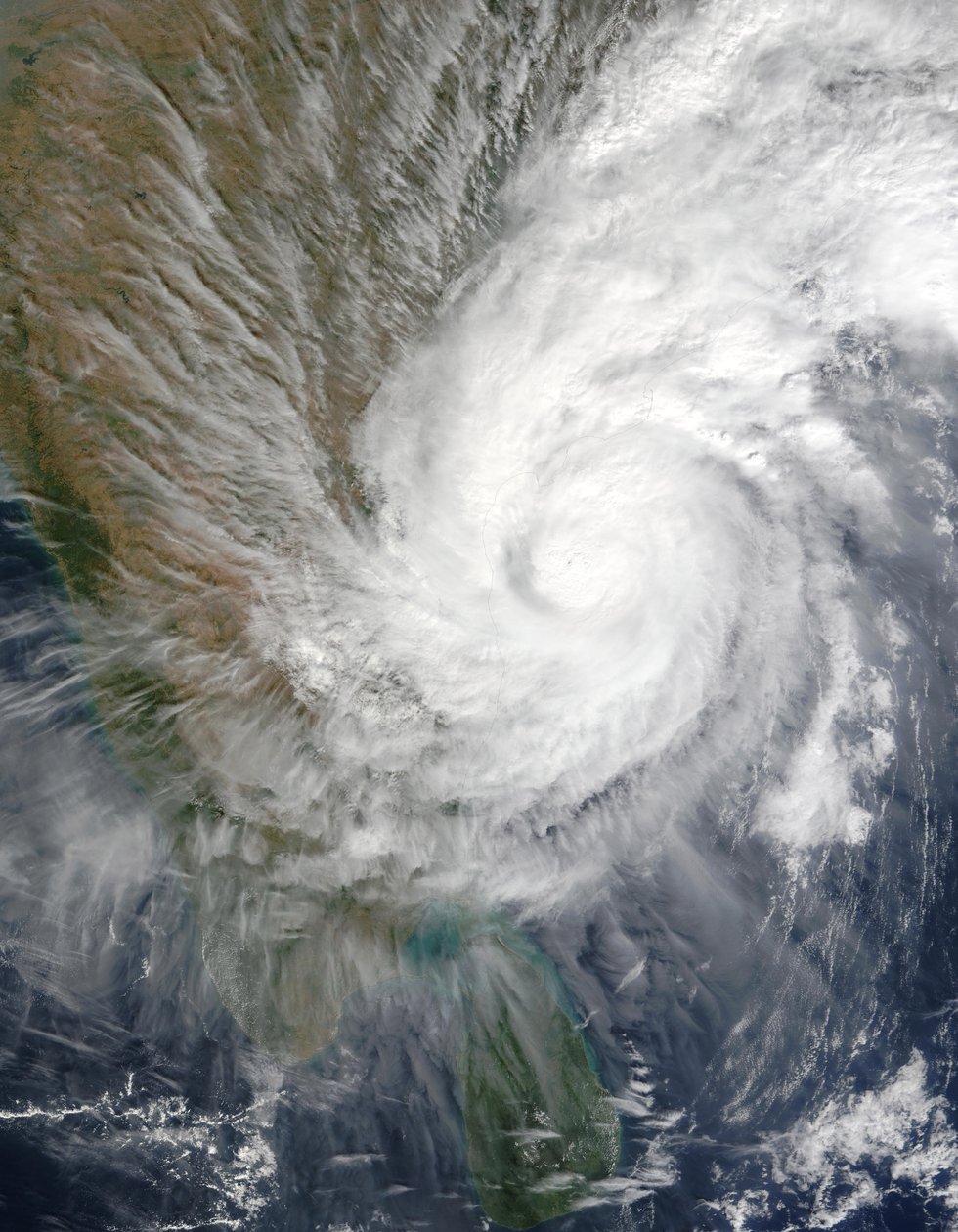 Lo stato indiano sud-orientale di Andhra Pradesh colpito dal ciclone tropicale 03B il 16 dicembre 2003 da National Aeronautics and Space Administration National Aeronautics and Space Administration