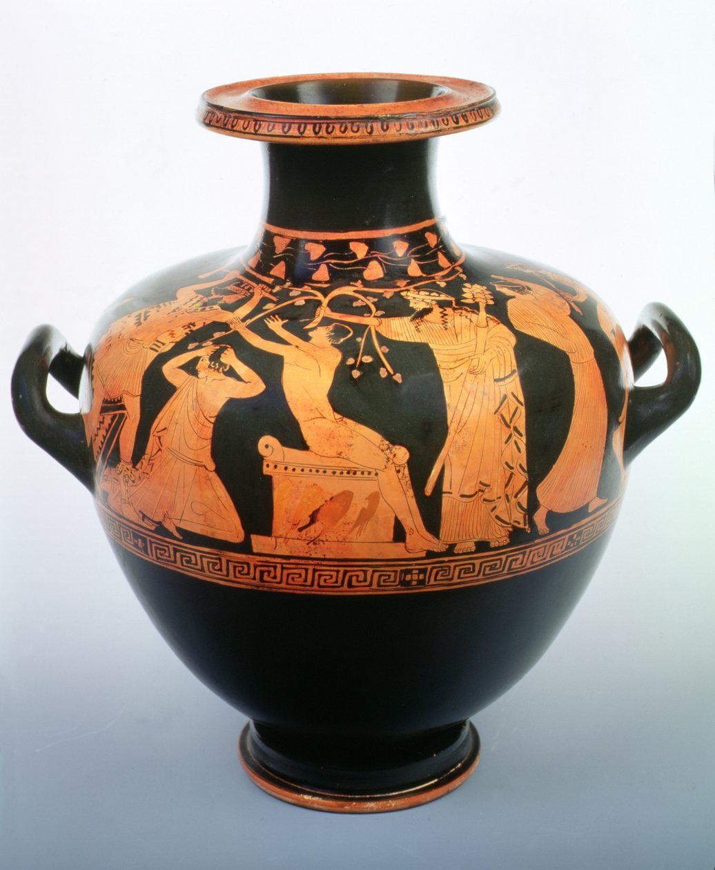 Idria a figure rosse attica, 460-450 a.C. da Nausicaa Painter