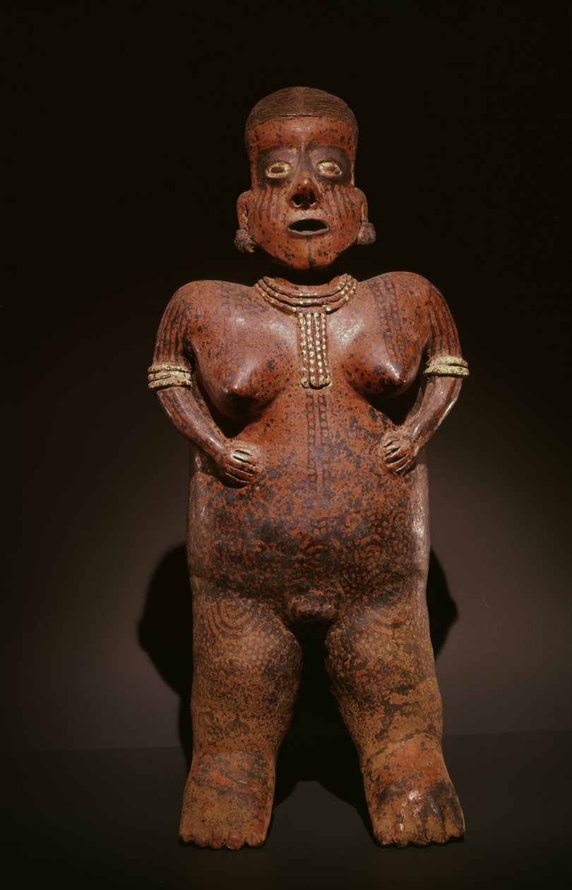 Figurina che rappresenta una donna elaboratamente dipinta da Nayarit