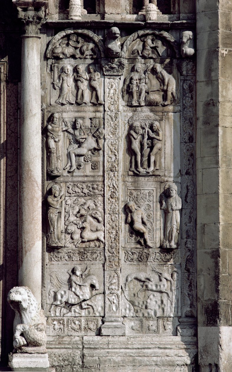 (dettaglio) dal lato sud del portico ovest, c.1120-38 da Nicholaus