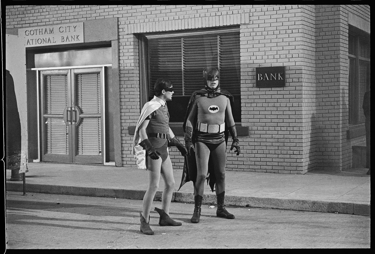 Batman e Robin sul set della serie TV da Orlando Suero