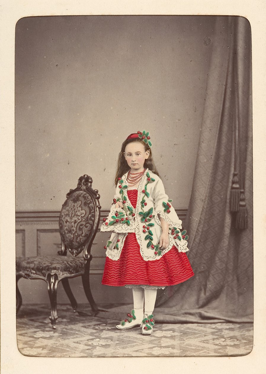 Album di Famiglia Follett di Bambini in Costume per un Ballo in Maschera, ca. 1880 da Owen Angel