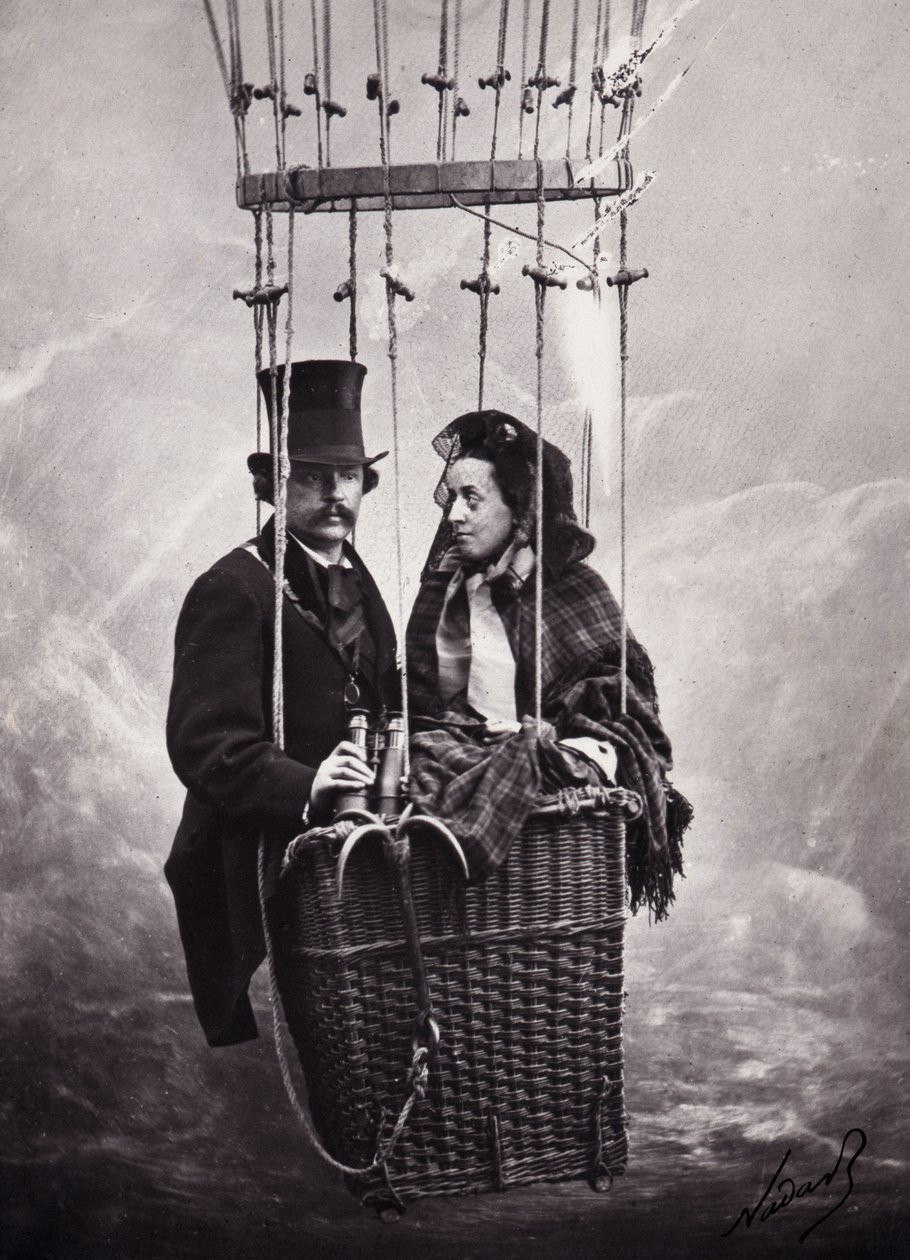 Paul Nadar e sua moglie nel cesto del pallone aerostatico (foto in bianco e nero) da Paul Nadar