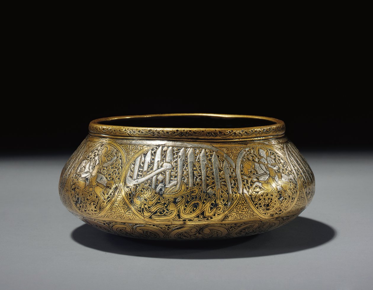 Ciotola intarsiata, Fars, Persia da Persian School