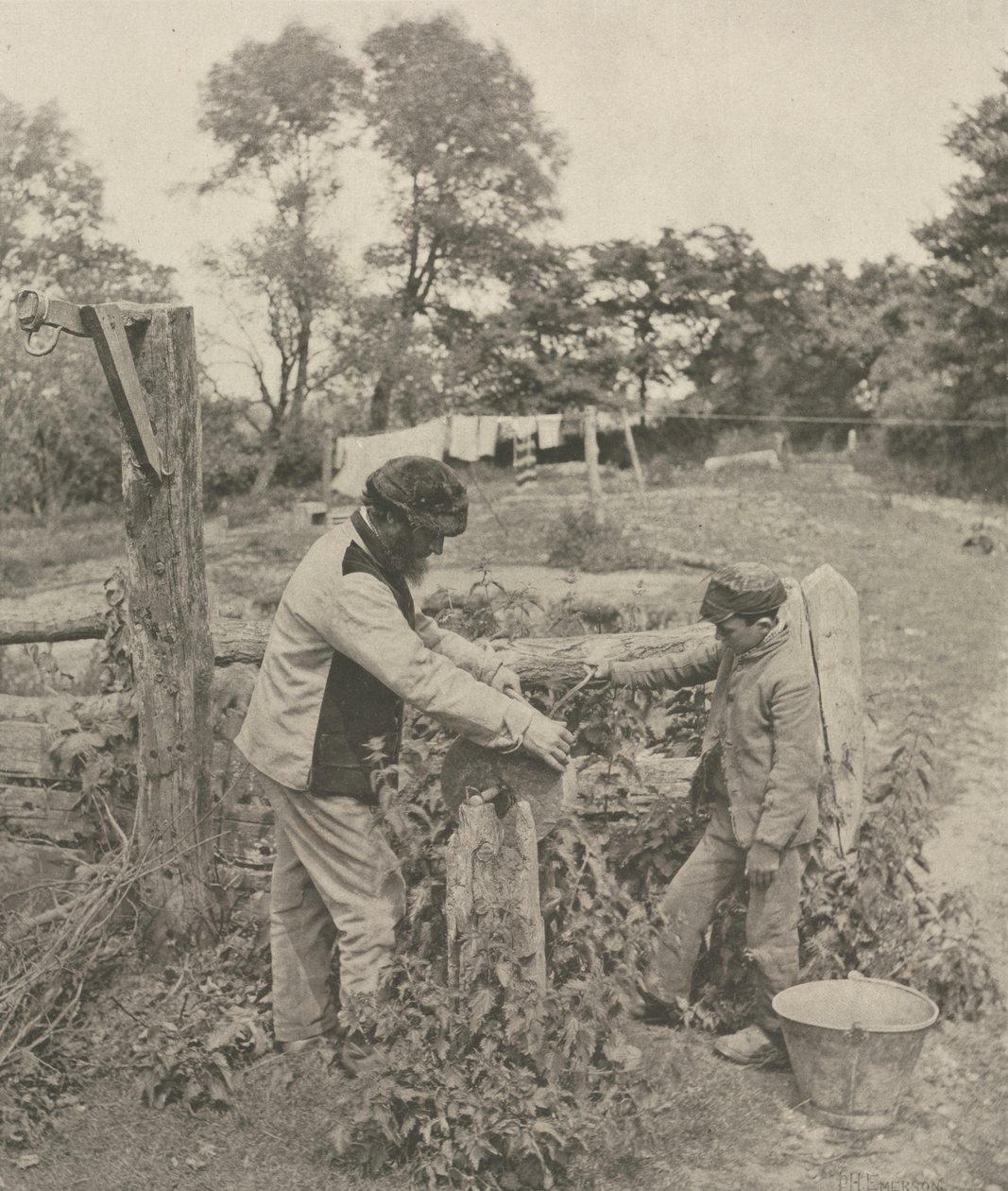 Al macinino--Un cortile di fattoria nel Suffolk da Peter Henry Emerson