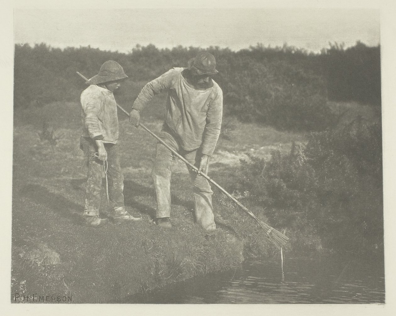 Raccolta di anguille nelle acque del Suffolk da Peter Henry Emerson