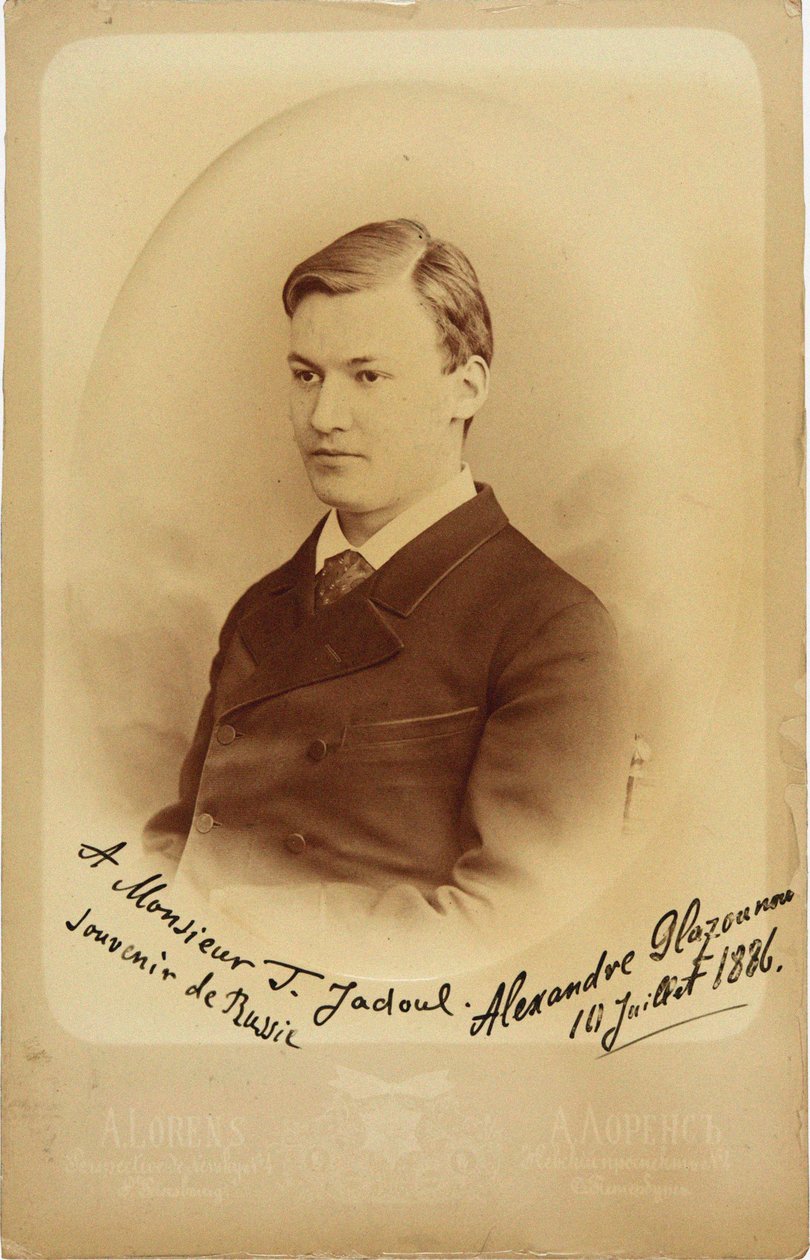Ritratto del compositore Alexander Glazunov da Petersburg . Photo studio Alfred Lorens
