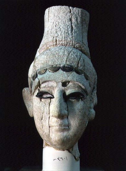 Testa di un principe o principessa di Ugarit da Phoenician