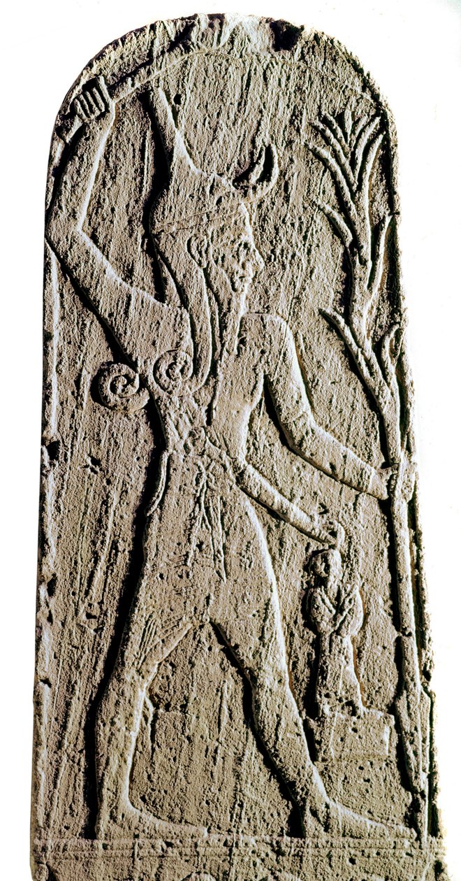 Arte fenicia: stele di calcare del dio Baal con fulmine. (Dio guerriero che protegge il re) Scultura del XIX o XVIII secolo a.C. Da Ras Shamra (Ugarit) Parigi, Museo del Louvre da Phoenician Phoenician
