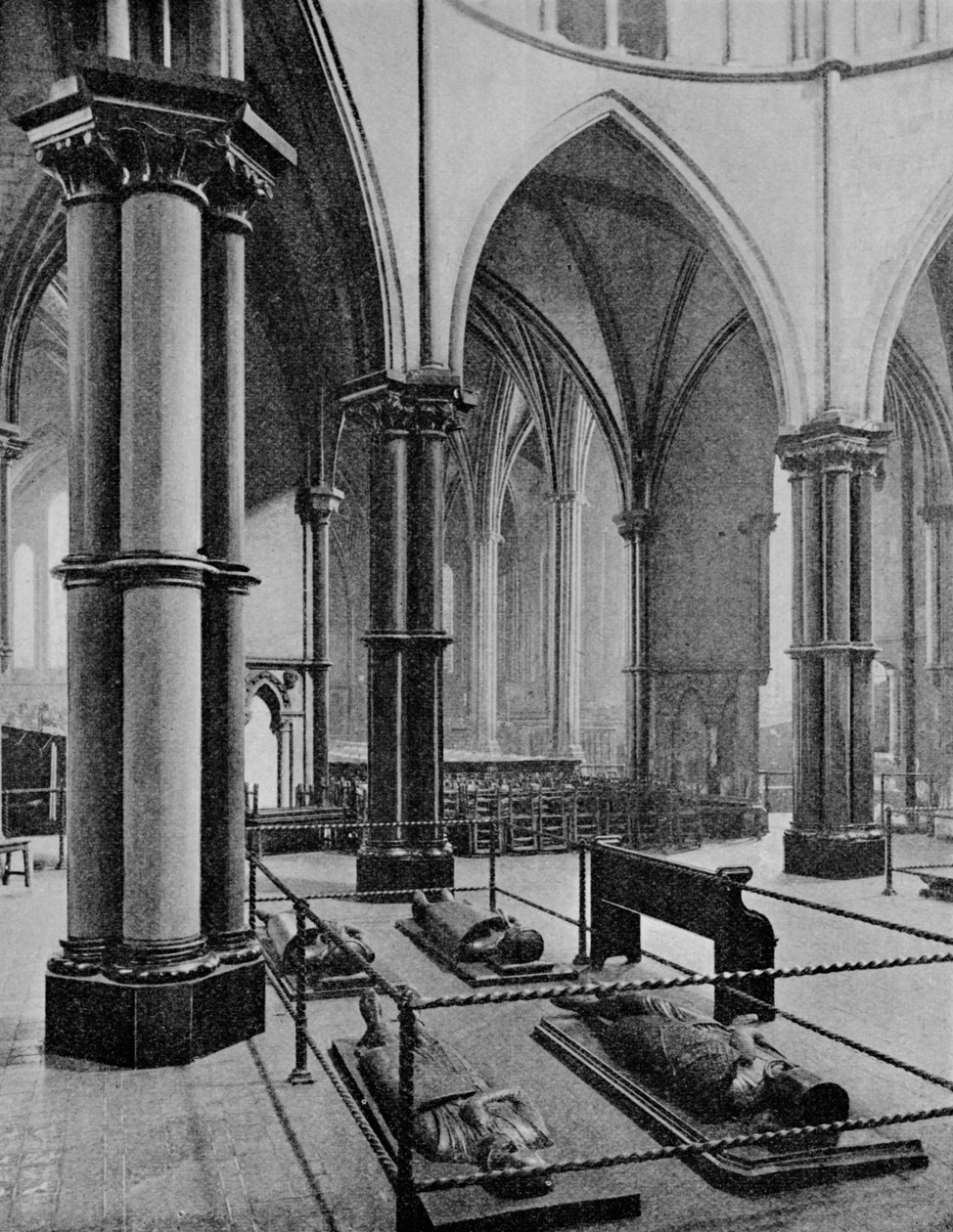 Interno della Chiesa del Tempio, Città di Londra, c1905 1906 da Photochrom Co Ltd of London
