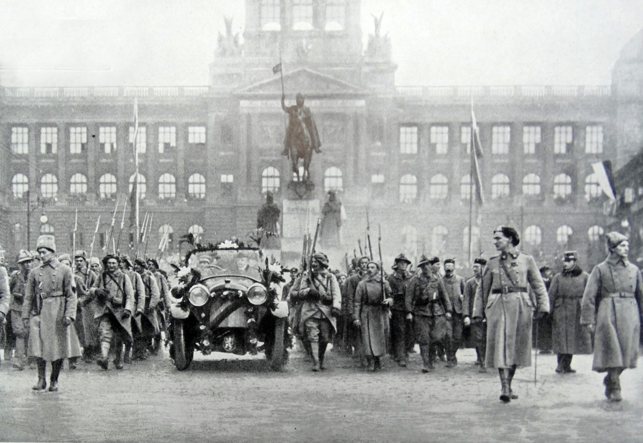 Truppe ceche accompagnano il presidente Thomas Masaryk a Praga, 25 dicembre 1918 da Photographer Czech