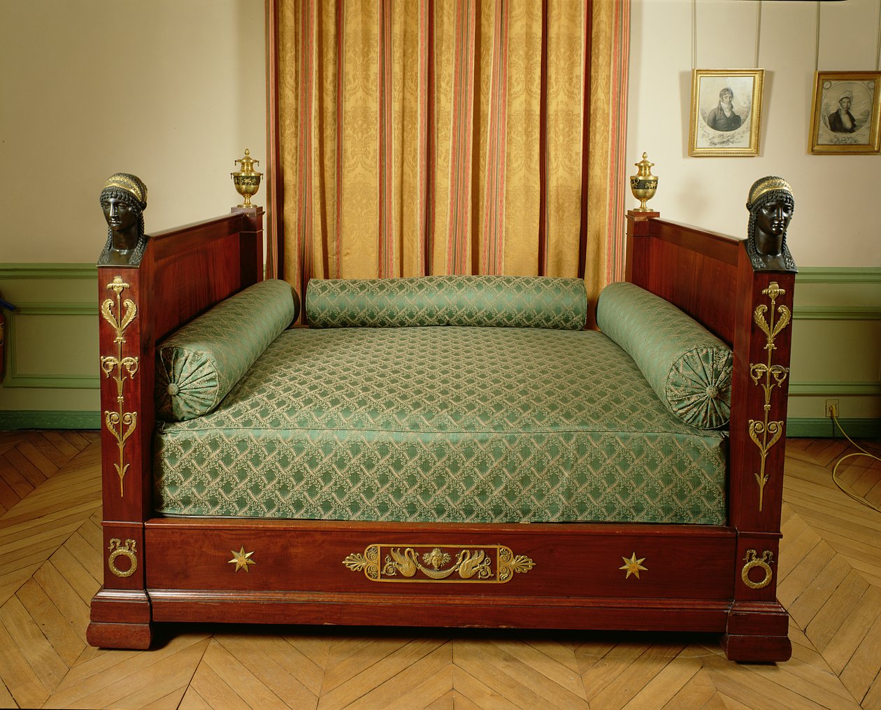 Letto di Napoleone dal Palazzo Imperiale di Bordeaux, 1804-15 da Pierre Philippe Thomire