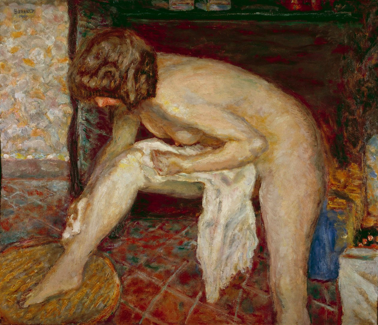Nudo alla sua toilette davanti al camino da Pierre Bonnard