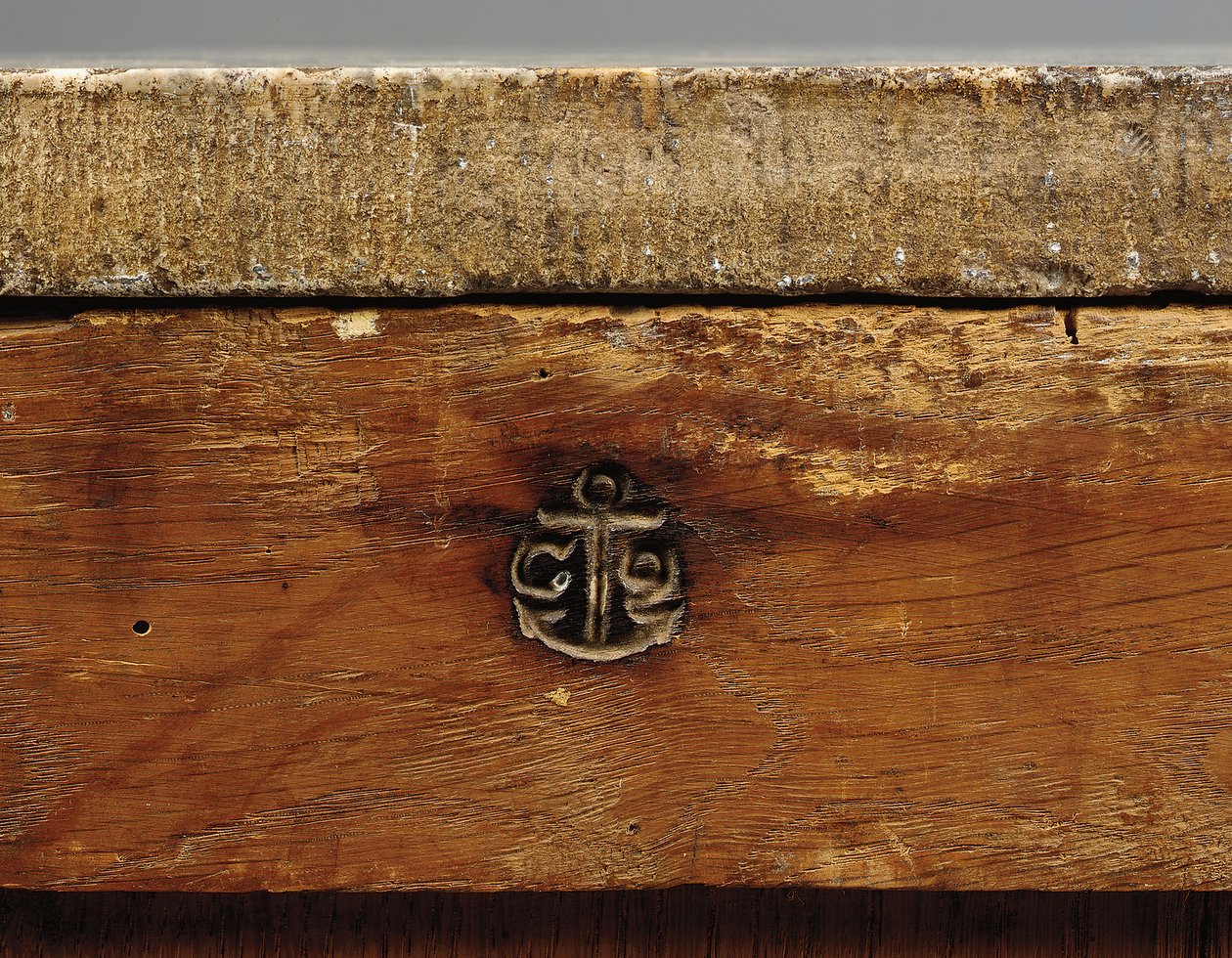 Dettaglio di una commode Luigi XV da Pierre Roussel