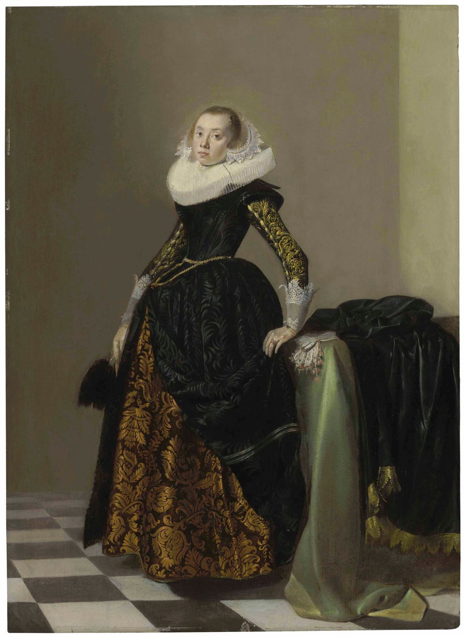 Ritratto di giovane donna riccamente vestita, a figura intera, davanti a un tavolo drappeggiato da Pieter Codde