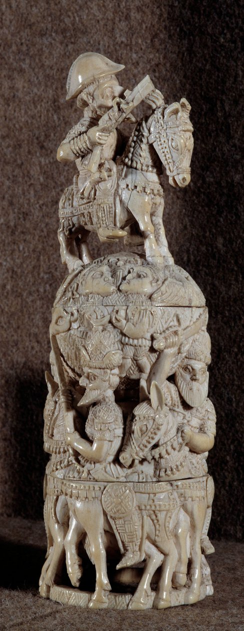 Arti decorative: saliera in avorio di produzione afro-portoghese da Portuguese School