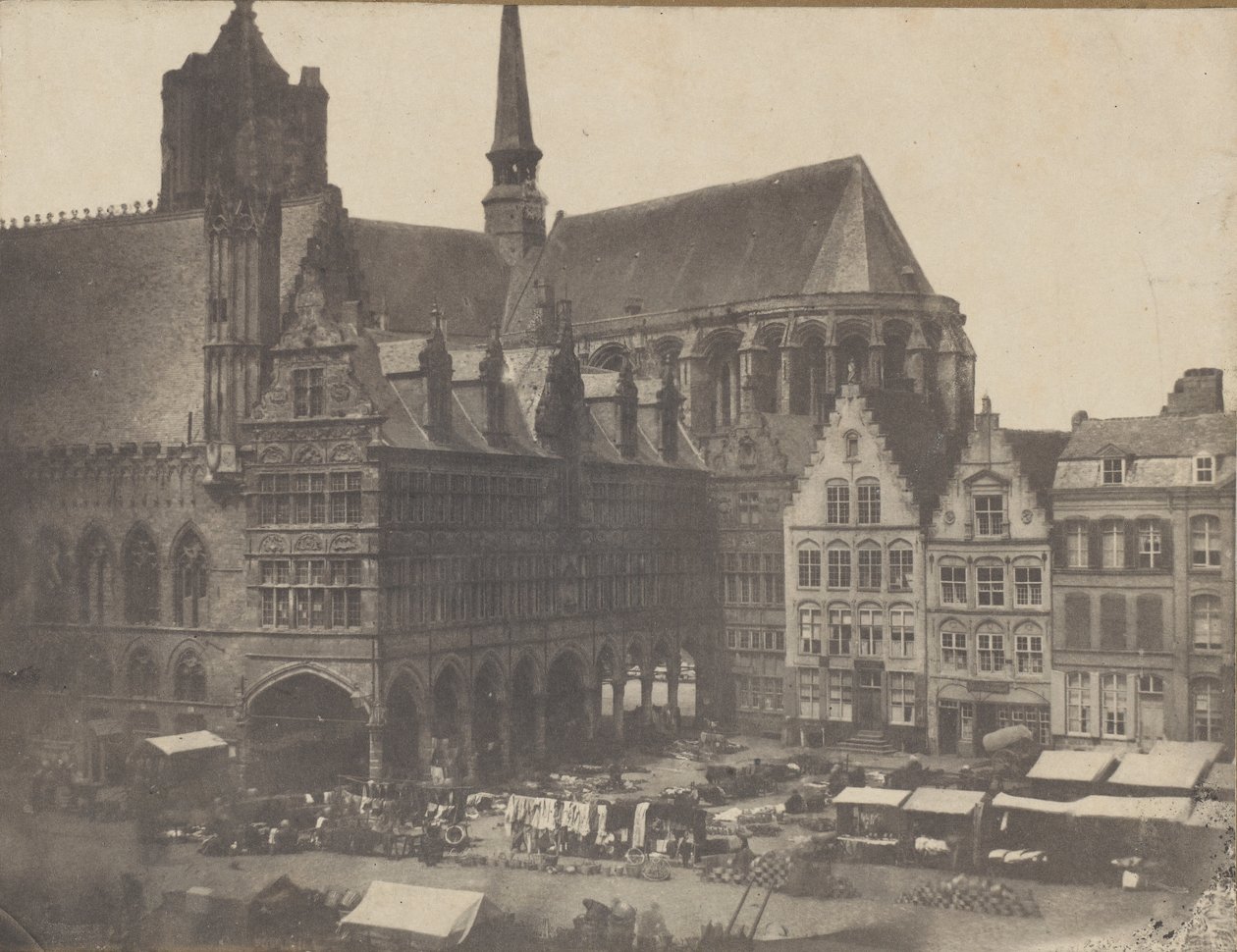 Place du Marché a Ypres, ca. 1851 da Possibly by Louis Désiré Blanquart évrard.