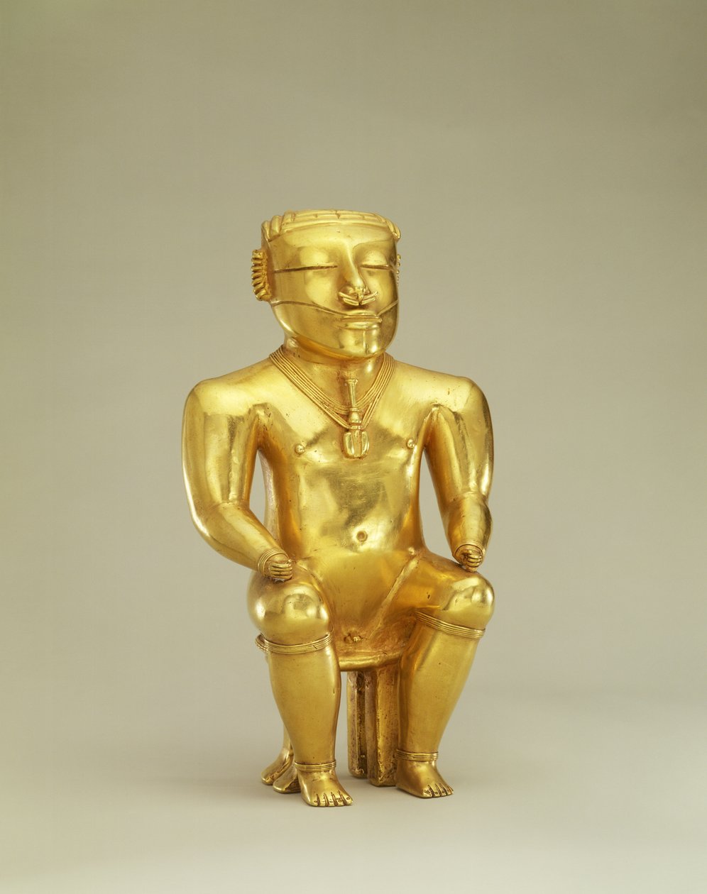 Fiaschetta di lime antropomorfa (oro) da Pre Columbian
