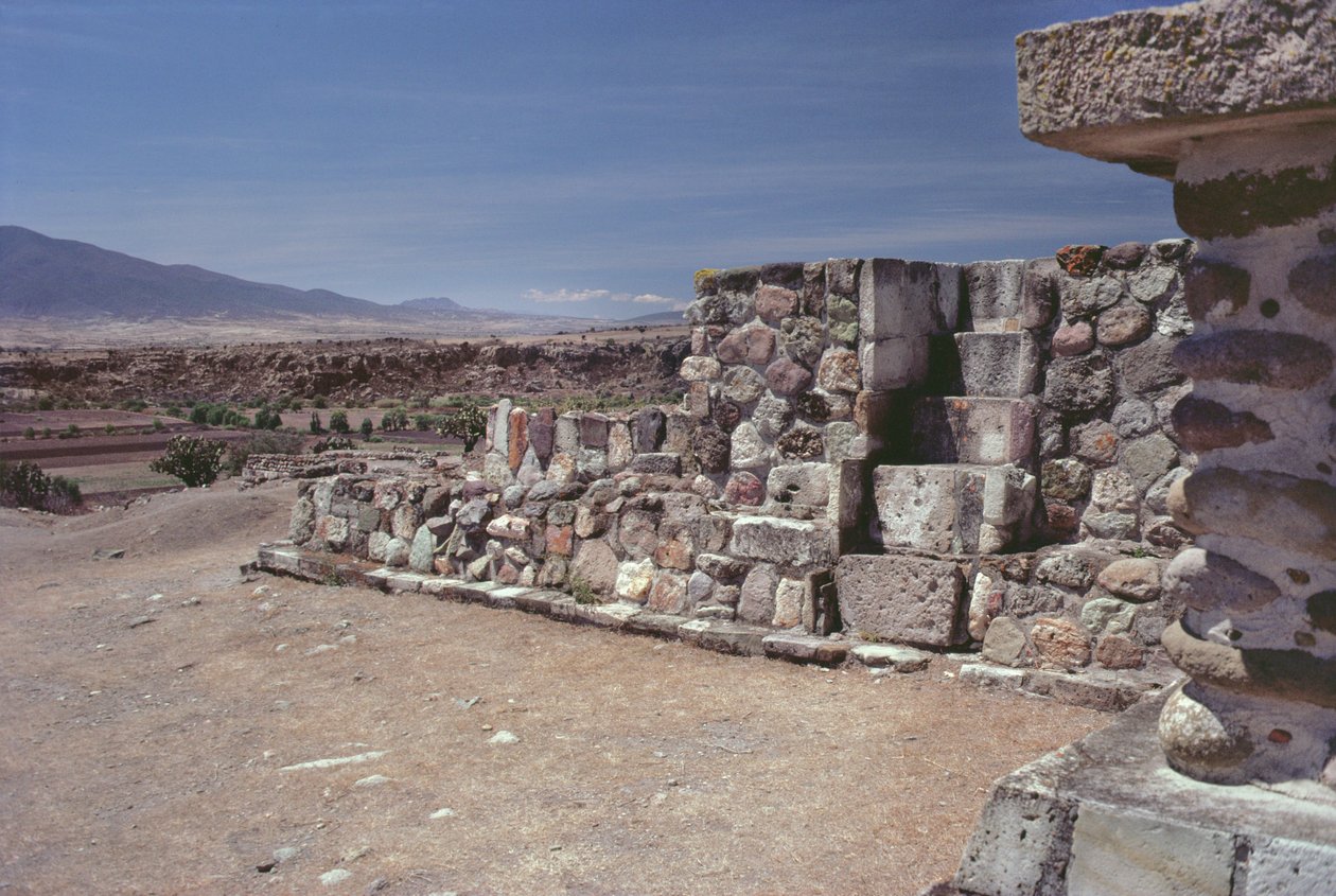 Una scala incastonata in un muro, Periodo Post-Classico Tardo da Pre Columbian