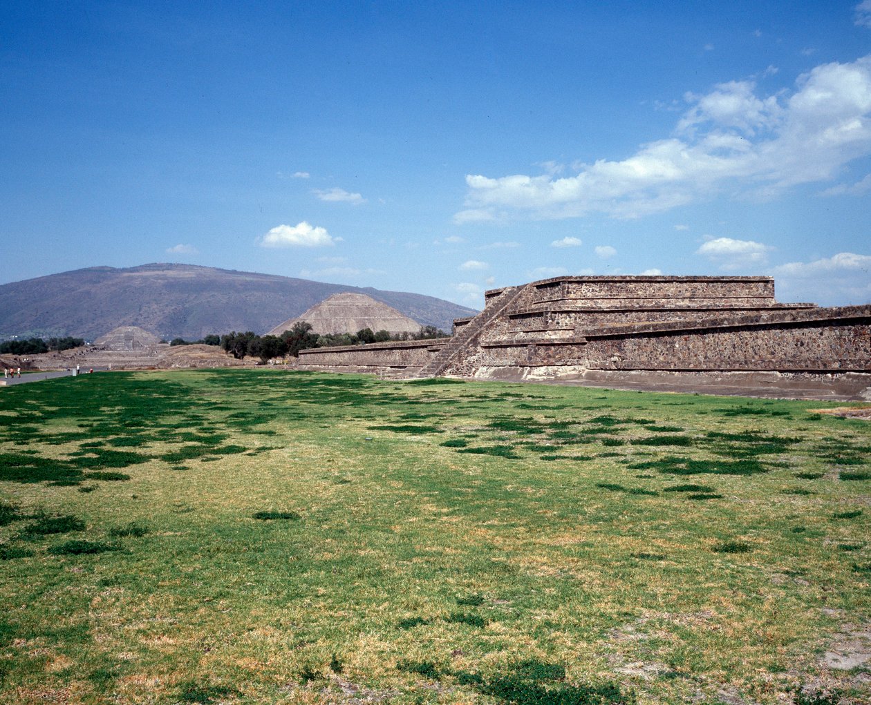 Civiltà precolombiana: veduta del sito di Teotihuacan: il tempio (o piramide) del sole da Pre Columbian Pre Columbian