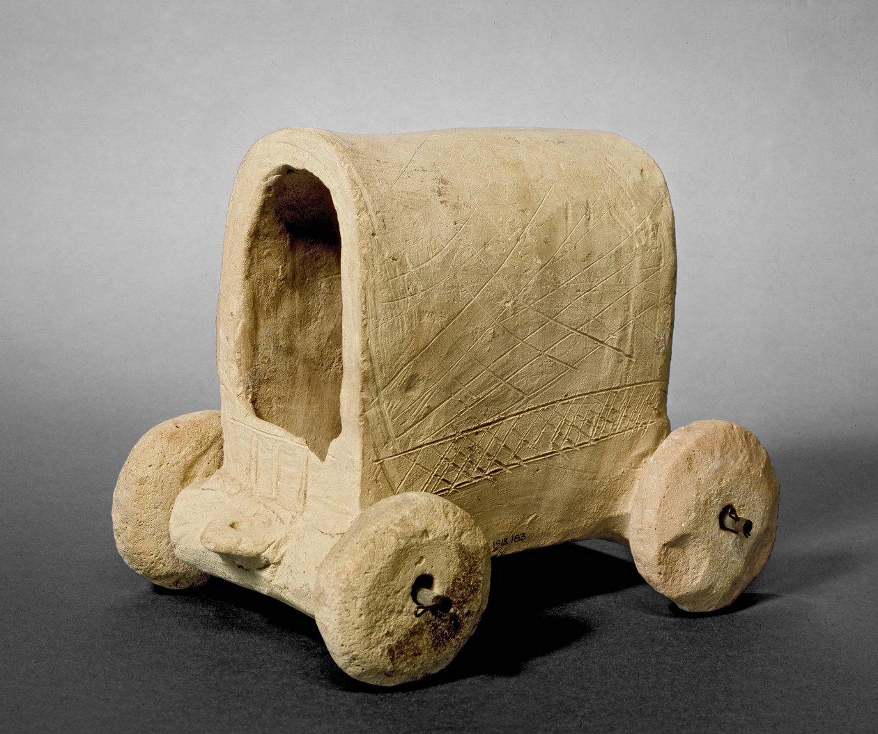 Modello di un carro coperto, detto di Hammam vicino a Carchemish (Jerablus) Siria, c.2400-2300 a.C. da Prehistoric