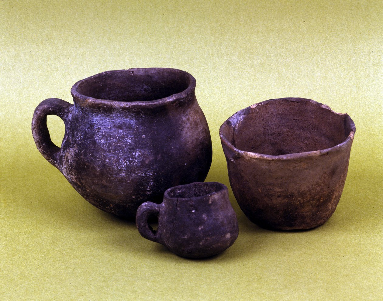 Vaso e recipienti della popolazione Hunseans di Lagozza (3100 a.C. - 2200 a.C.) dell