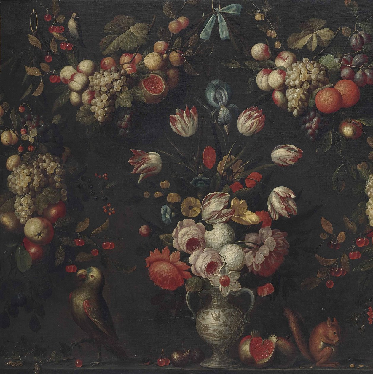 Rose, ortensie, tulipani pappagallo e altri fiori in un vaso di porcellana da Pseudo Simons