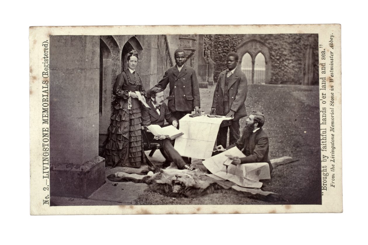 Tom e Agnes Livingstone, Abdullah Susi, James Chuma e Horace Waller, Newstead Abbey, Inghilterra, giugno 1874 da R. and Son Allen