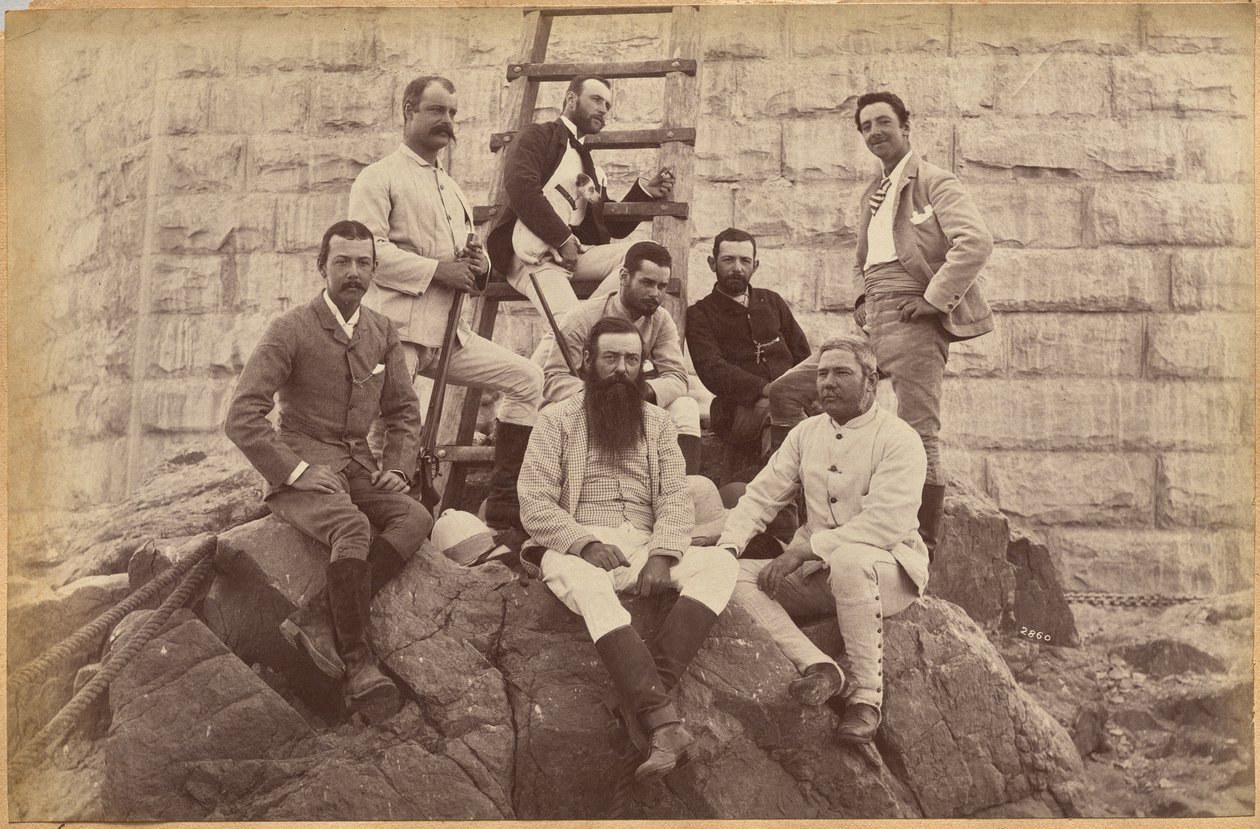 Personale dirigente della Messrs. Glover & Co. al ponte sul Sindh (recto, in alto) da Raja Deen Dayal