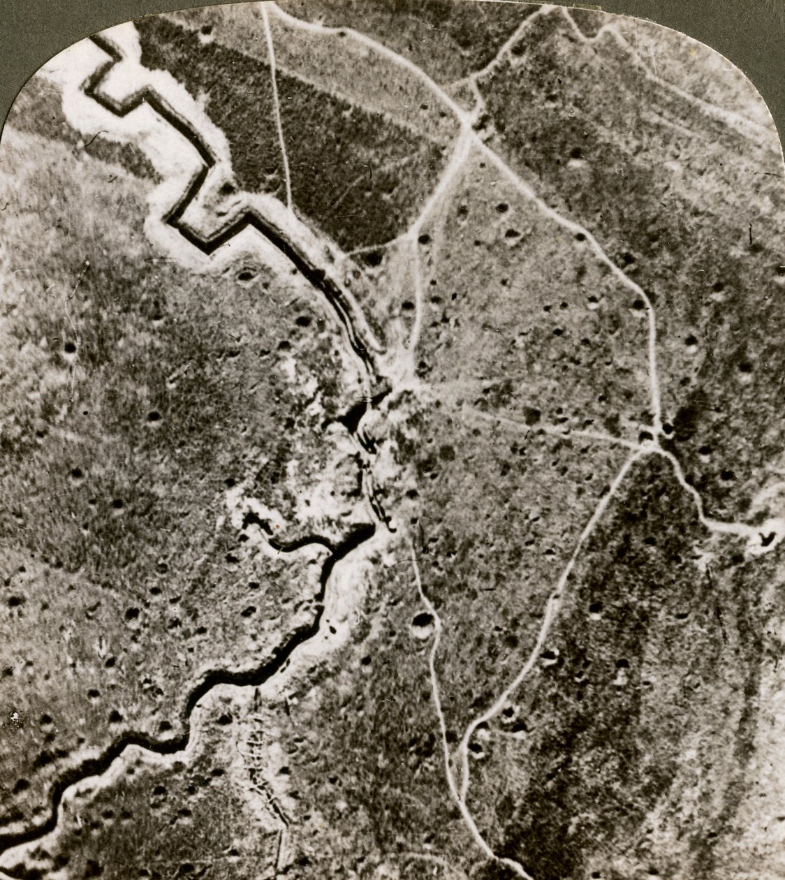 Fotografia aerea delle linee tedesche, Prima Guerra Mondiale, 1914-1918 da Realistic Travels Publishers