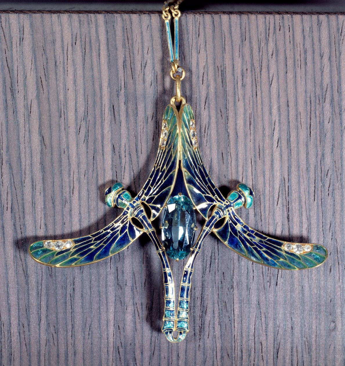 Art Nouveau: pendente 