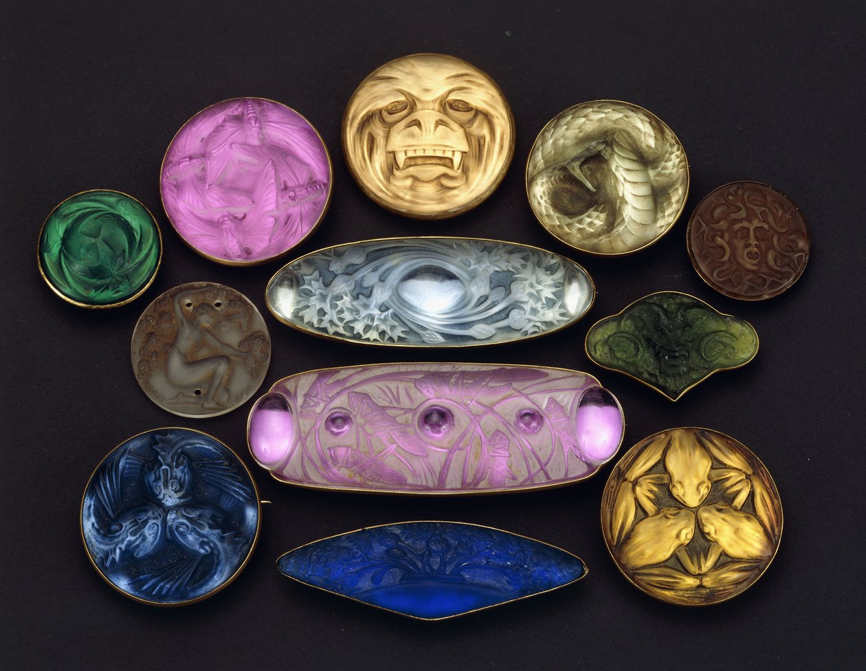 Vari oggetti di vetro da Rene Jules Lalique