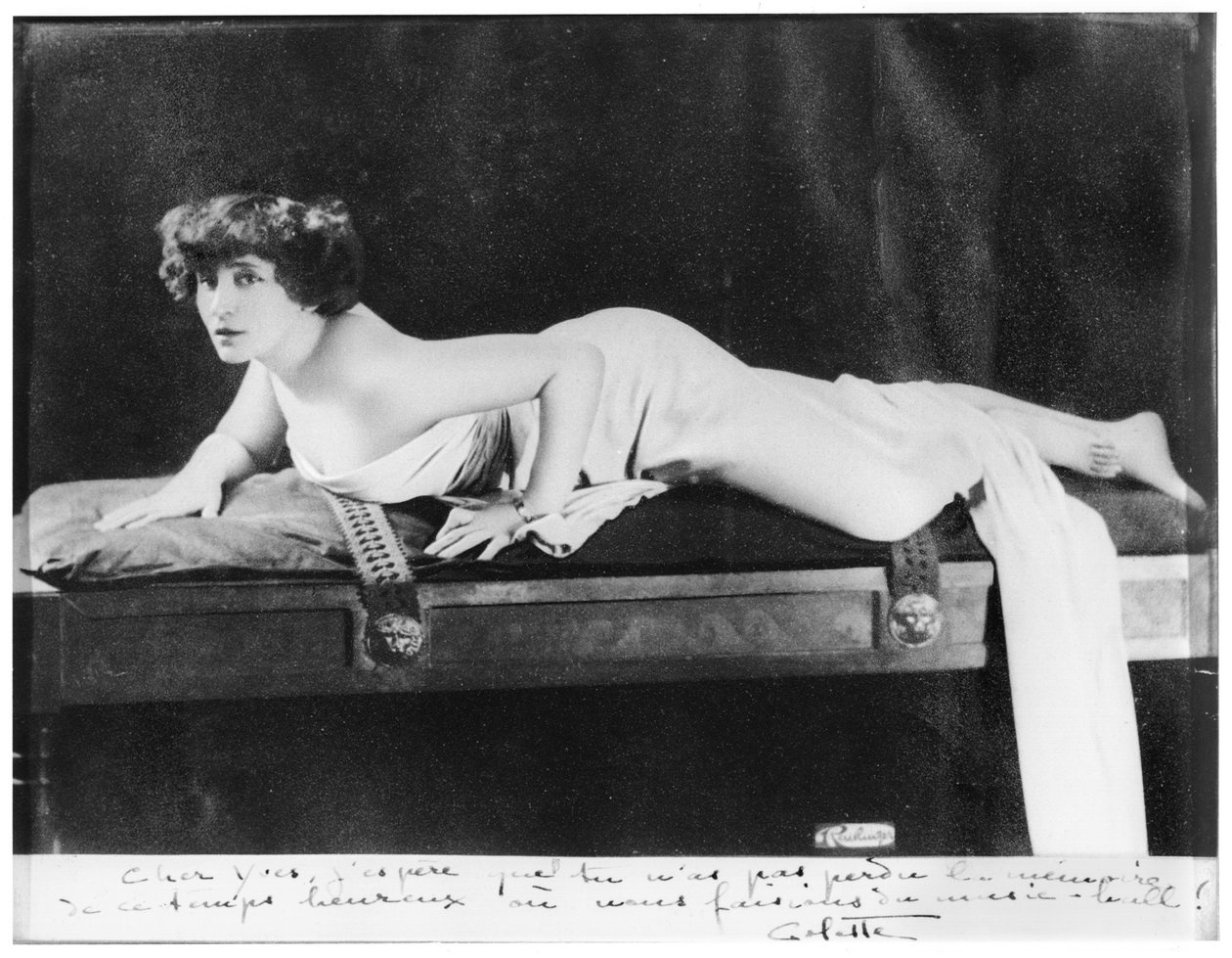 Colette (1873-1954) in posa, 1909 da Reutlinger Studio