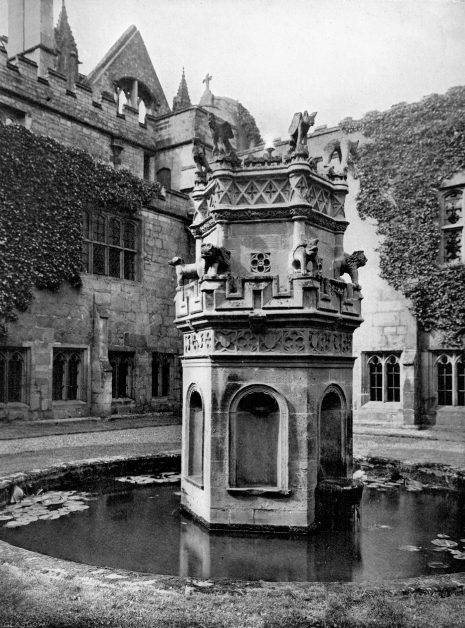 Fontana nei chiostri dell