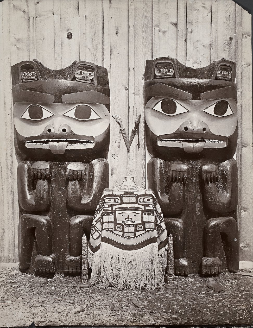 Manufatti, Isole Regina Carlotta, British Columbia da Richard Maynard