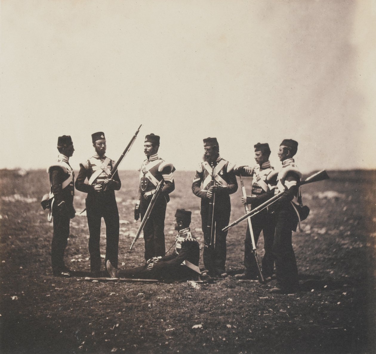Uomini del 68° Reggimento di Fanteria (Fanteria Leggera) da un album di 52 fotografie associate alla Guerra di Crimea, 1855 da Roger Fenton