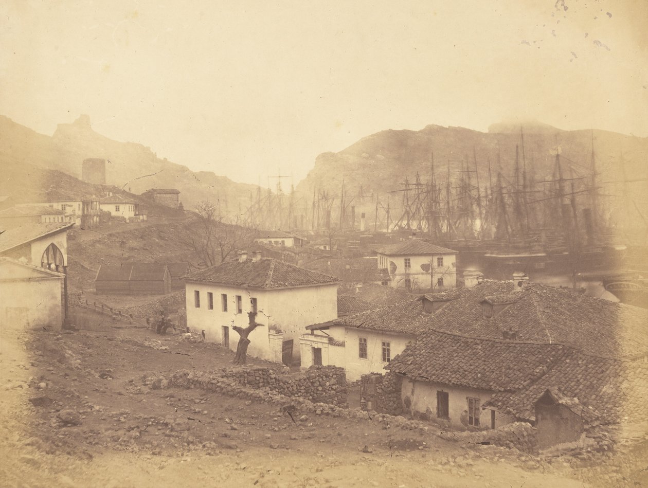 Balaklava, vista verso il mare. da Roger Fenton