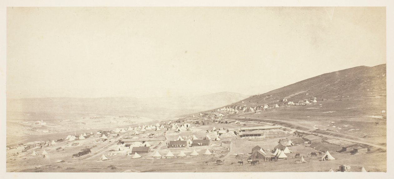 Campo del 4° dragoni leggeri, quartieri degli ufficiali da Roger Fenton